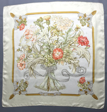 Authentique foulard Hermès " Régina  " /  Hermès  vintage scarf  " Régina "