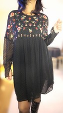 Robe bohème chic noire fleurs