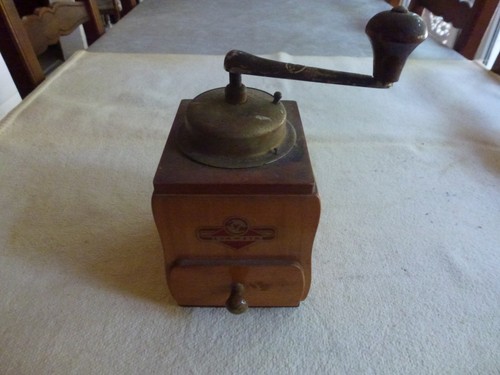 Ancien moulin cafe - a, kym