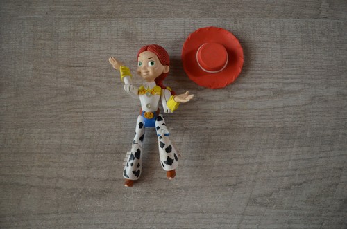 Figurine articulée mécanique
