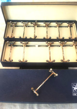  12 Porte-couteaux, ERCUIS