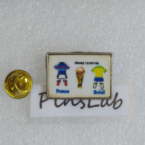 Pin's-FOOTBALL-France/Brésil-