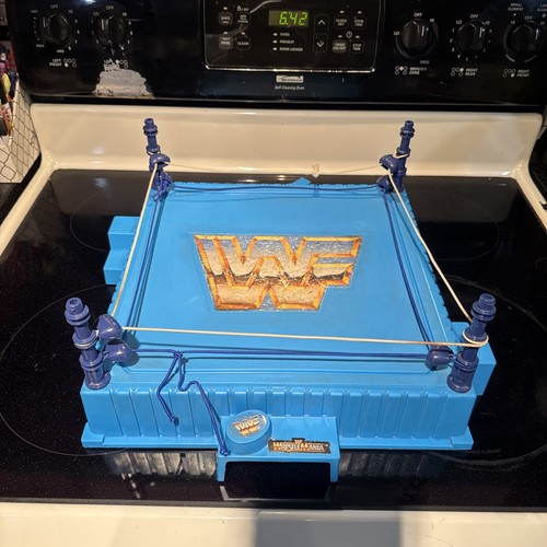 Wwf hasbro wrestling ring - hasbro,