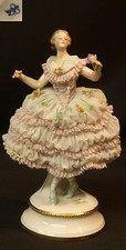 A belle porcelaine ancienne volkstedt saxe sujet figurine danseuse 22cm650g ++ 