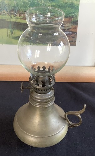 Ancienne petite lampe - , à