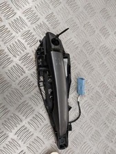 Poignee porte avant gauche