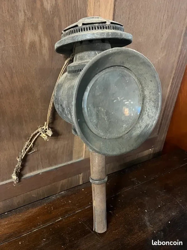 Lanterne ancienne calèche