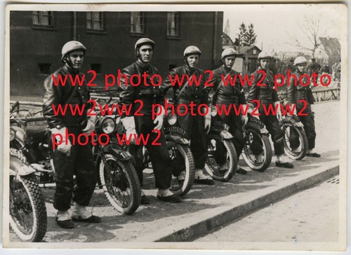 Ww2 photo crs police armistice - ww2,