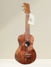 Ukulélé en bois massif