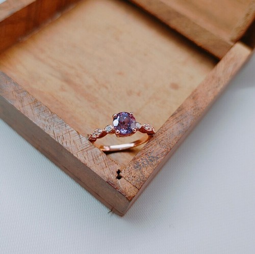 Bague ronde alexandrite - ronde,