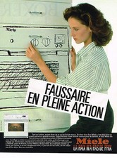 PUBLICITE ADVERTISING 035  1986   MIELE  le four chaleur tournante