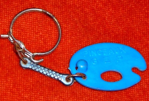 Porte clés key ring pinceaux - key,
