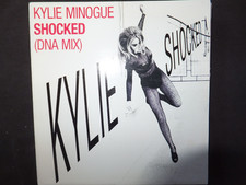 VINYL 45 TOURS KYLIE MINOGUE / SHOCKED / COL 657263 /