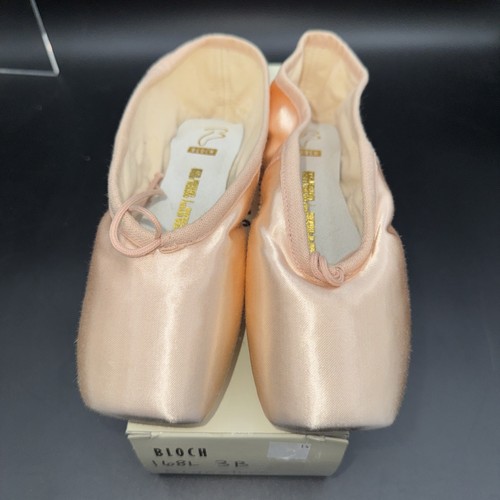 Bloch signature rehearsal pink - signature,