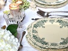 Rare assiette en terre de fer de Gien décor rocaille vers 1875