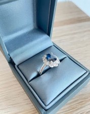 Bague Pompadour  Or blanc 18k