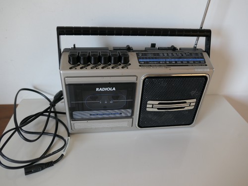 Poste radio cassette radiola - poste,