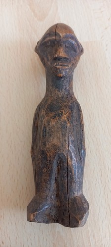 Statuette africaine ancienne - statuette,