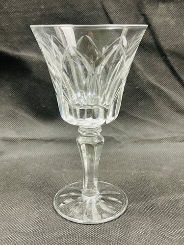 Verre vin taille en - 2,