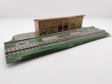 TECHNOFIX PARTIE DE CIRCUIT DE TRAIN MECANIQUE GARE EN TÔLE LITHOGRAPHIEE