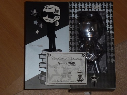 Figurine figure doll lagerfeld - figure,