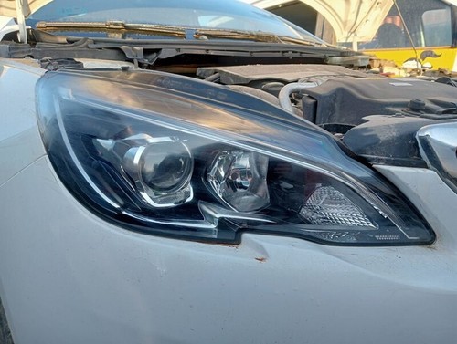 Phare droit peugeot 308 - phare,