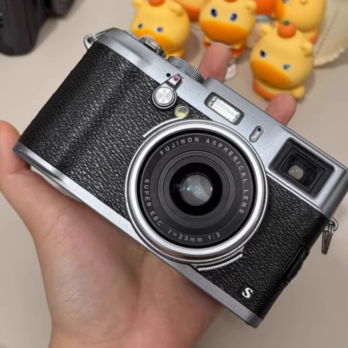Fujifilm x100s 3mp - 16.3mp, silver