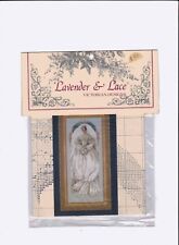 Tableau point de croix "Dentelle blanche" par lavande et dentelle