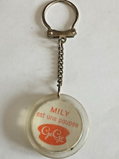 porte clés publicitaire ancien : MILY est une poupée GÉGÉ