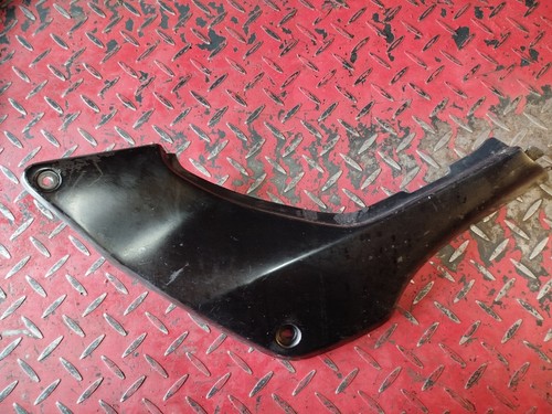 Cache flanc selle - flanc, de