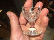 Ancien rince oeil verre - en, sur