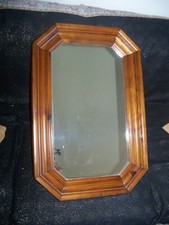 Ancien miroir avec encadrement