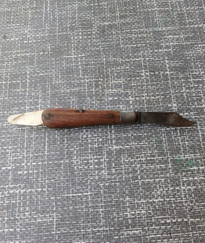 Ancien couteau greffer - à,