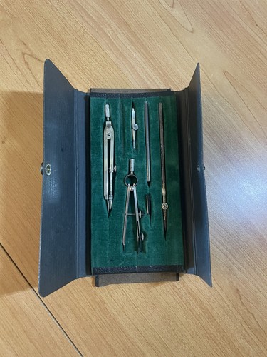 Ancien coffret compas - , de