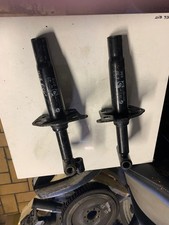 BMW E 39 - 2 butoir  pare choc avant  51118159359 /51.11.8.159.360