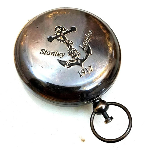 Boussole bouton poussoir - boussole, bouton-poussoir