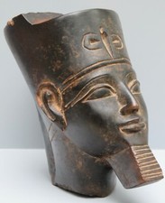 TÊTE ÉGYPTIENNE NOIRE BASALTE PHARAON ?