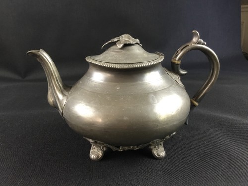 Ancienne théière anglaise - , en