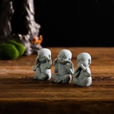 Moine Fengshui Figurine