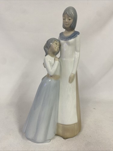 Figurine porcelaine style - porcelaine,