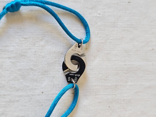 Bracelet dinh van - sur, cordon
