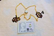 Superbe pendentif en jade A sculpté avec certificat  de garantie  lot n°41