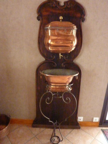 Belle fontaine avec - belle,
