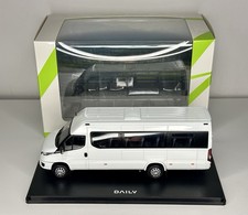 1/43 Iveco Daily Minibus NP