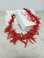 Bijoux - Collier en corail rouge sang  frangé.