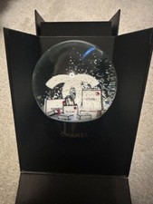 Boule à neige CHANEL White