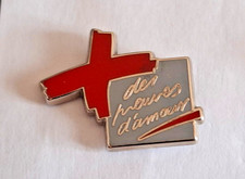 PIN'S ARTHUS BERTRAND -  Don sang. Preuves d'amour gris