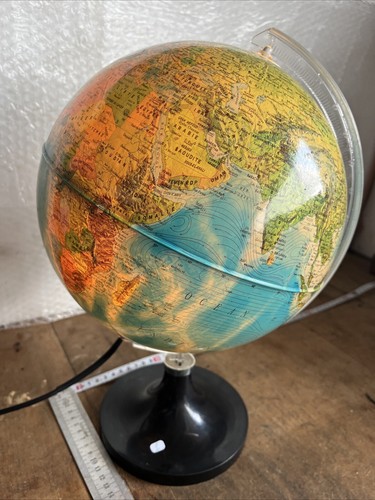 Globe terrestre lumineux - terrestre,
