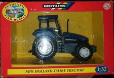 Britains Farm New Holland TM165 Model Tractor 40522 1:32 Scale From 2002
