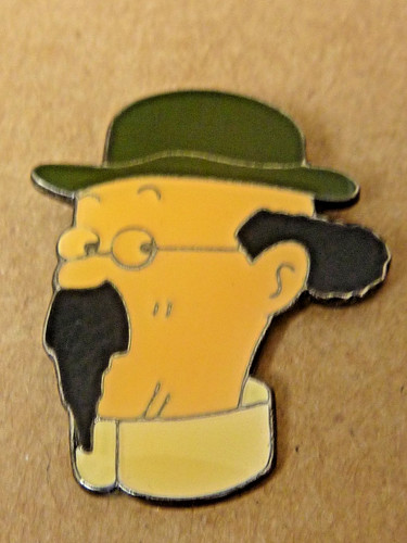 Pin pins badge bd tintin - pin's,